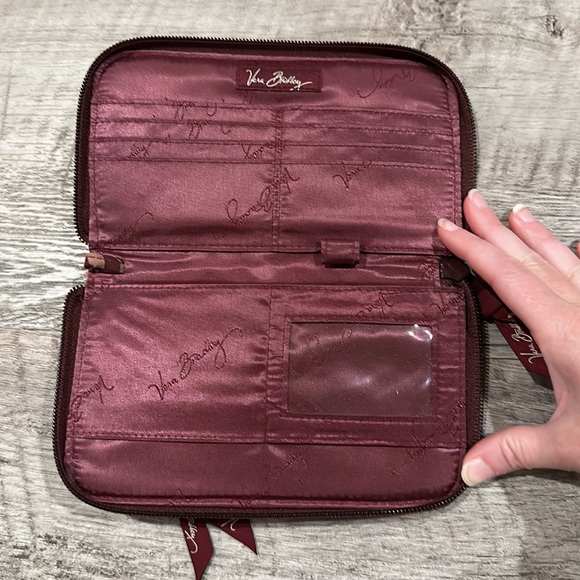 Vera Wallet in Burgundy - Picture 3 of 3